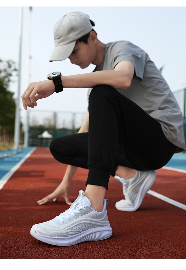 Breathable Lightweight Shock-Absorbing Sneakers Image 19