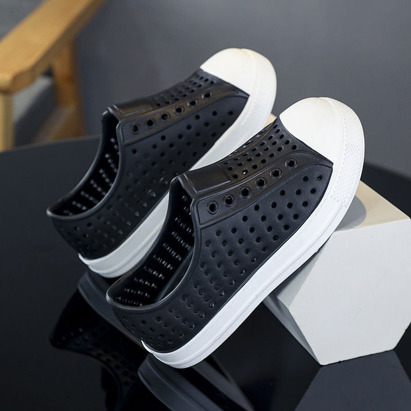 Boys And Girls Sandals - Kids Wearing